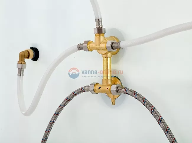 Душевая кабина Deto V9015, 90 x 90 см, с электрикой, гидромассажем, стекла матовые Душевая кабина Deto V9015, 90 x 90 см, с электрикой, гидромассажем, стекла матовые