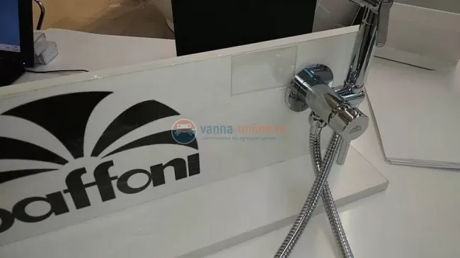 Гигиенический душ Paffoni Tweet Round ZDUP110CR со смесителем и внутренней частью, хром Гигиенический душ Paffoni Tweet Round ZDUP110CR со смесителем и внутренней частью, хром