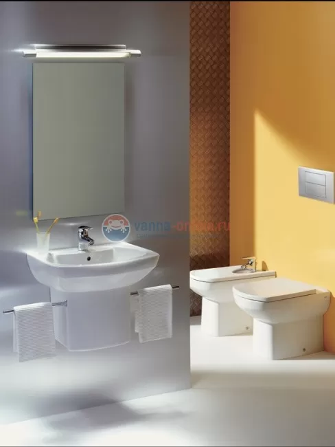 Приставной унитаз Roca Dama Senso Compacto 347517000 Приставной унитаз Roca Dama Senso Compacto 347517000