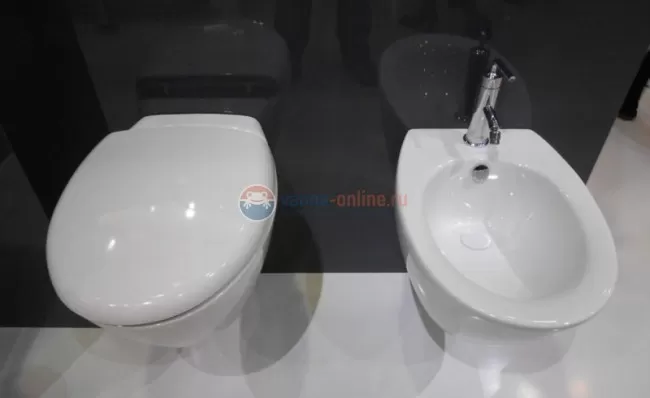 Подвесной унитаз Jacob Delafon Presquile E4440-00 крышка микролифт Подвесной унитаз Jacob Delafon Presquile E4440-00 крышка микролифт