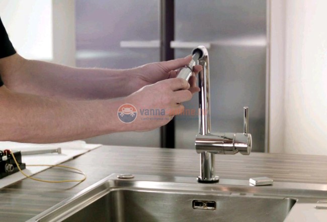 Смеситель Grohe MINTA 32168DC0 для кухни с выдвижным изливом, суперсталь