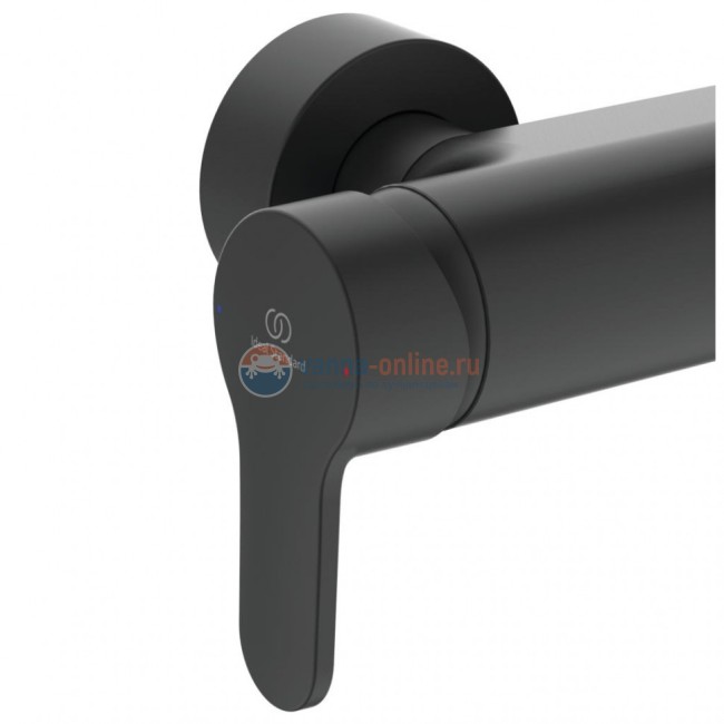 Промо-комплект, состоящий из душевой системы IDEALRAIN BC749XG, смесителя для раковины CERAFINE BC554XG, крючка для одежды IOM A9115XG, стакана с держателем IOM A9120XG и мыльницы A9122XG IOM