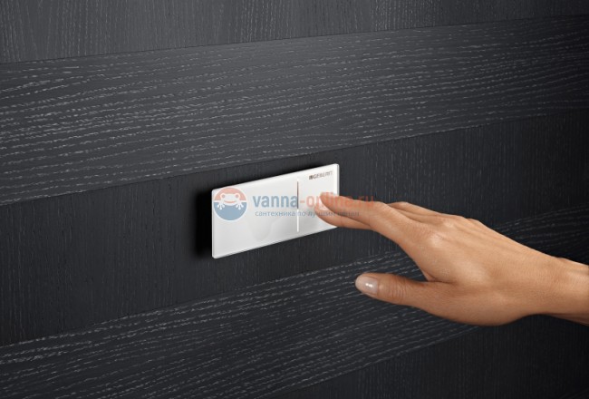 Клавиша смыва Geberit Sigma Type 70 115.630.SI.1, белое стекло