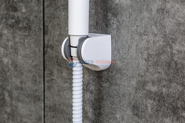 Смеситель Orange Aristo M19-300W для ванны с душевым гарнитуром, белый Смеситель Orange Aristo M19-300W для ванны с душевым гарнитуром, белый