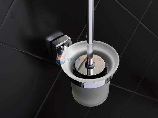 Ершик Fixsen Kvadro FX-61313А с дополнительной щеткой, хром Ершик Fixsen Kvadro FX-61313А с дополнительной щеткой, хром