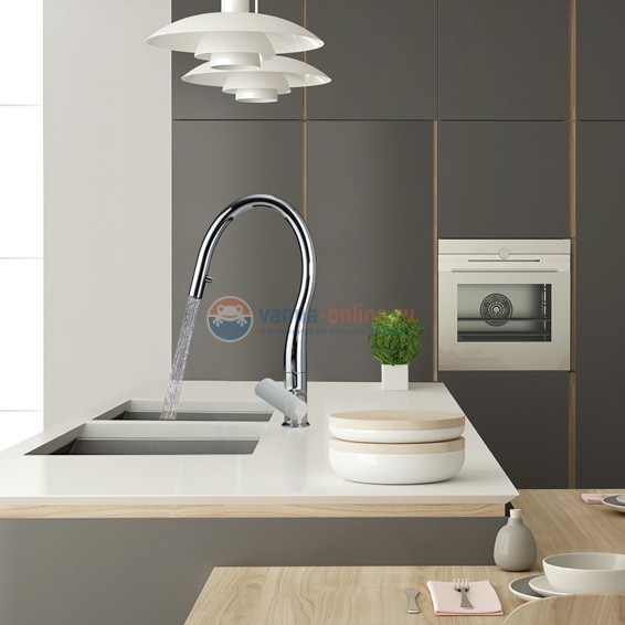 Смеситель для кухни Paini Nove выдвижной излив 09CR591D