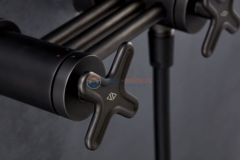 Шланг для душа Jacob Delafon Nouvelle Vague E24519-BLV, черный матовый Шланг для душа Jacob Delafon Nouvelle Vague E24519-BLV, черный матовый