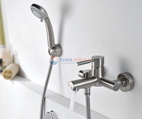 Смеситель WasserKRAFT WERN 4201 для ванны и душа с коротким изливом, матовый хром Смеситель WasserKRAFT WERN 4201 для ванны и душа с коротким изливом, матовый хром