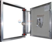 Сантехнический люк Практика Евроформат АТР ширина 30, высота 80