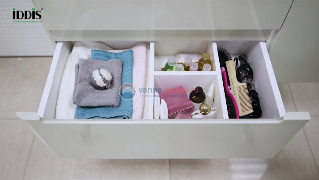 Тумба с раковиной Iddis Calipso CAL80WRi95K 80 см подвесная, полки справа, белый/светлое дерево