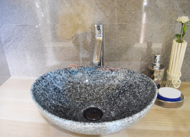 Раковина CeramaLux Серия MNC 331 накладная, под камень Раковина CeramaLux Серия MNC 331 накладная, под камень