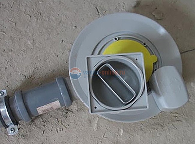 Трап Viega Advantix 583217, 100 x 100 мм, с сухим затвором, рамка пластик Трап Viega Advantix 583217, 100 x 100 мм, с сухим затвором, рамка пластик